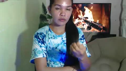 Snapshot of ice_creamyummy25 chatting on 02-21-25, 08:27 im NORMA online show from 02-21-25, 08:27