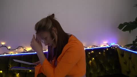 Danielle online show from 12-09-24, 06:46