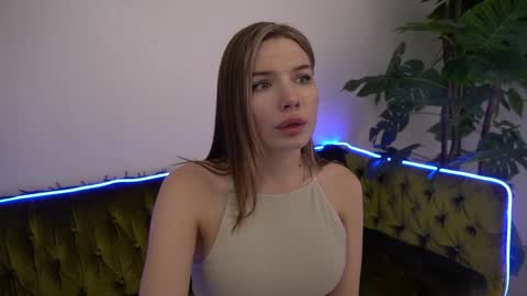 Danielle online show from 12-23-24, 06:27