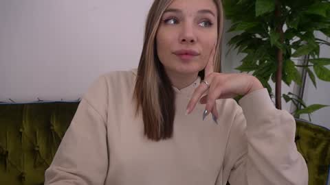 Danielle online show from 01-09-25, 06:36