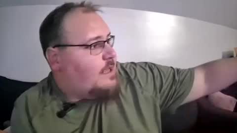 Snapshot of icefyra chatting on 09-21-25, 10:11 icefyra online show from 09-21-25, 10:11