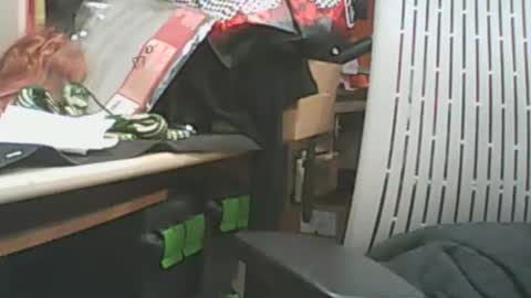 iceman00074 online show from 12-17-25, 08:42