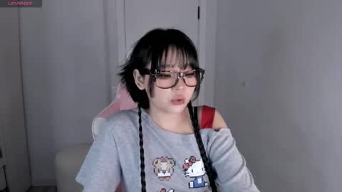 Snapshot of ichigo_o chatting on 02-17-26, 06:58 Hitomi online show from 02-17-26, 06:58