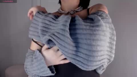 Snapshot of ichigo_o chatting on 02-23-26, 08:17 Hitomi online show from 02-23-26, 08:17