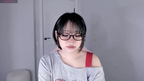 Snapshot of ichigo_o chatting on 02-27-26, 10:54 Hitomi online show from 02-27-26, 10:54