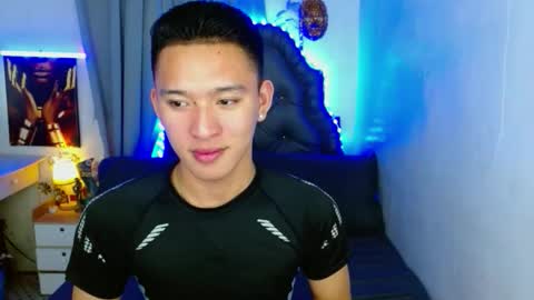 Mateo online show from 12-21-25, 01:29