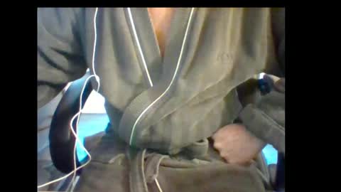 Snapshot of icumalot4you chatting on 01-06-25, 09:19 icumalot4you online show from 01-06-25, 09:19