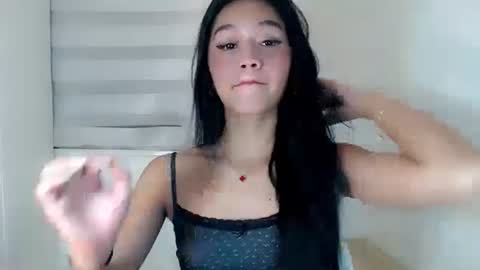 Snapshot of icy_19 chatting on 01-16-25, 08:36 icy_19 online show from 01-16-25, 08:36