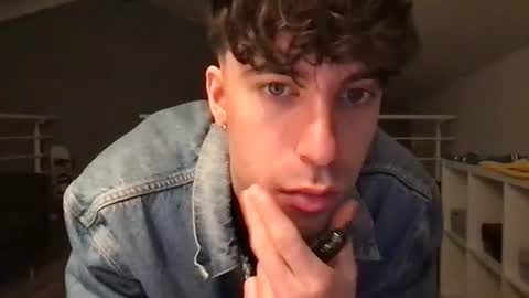 Snapshot of icyninesix chatting on 01-08-25, 07:03 icyninesix online show from 01-08-25, 07:03