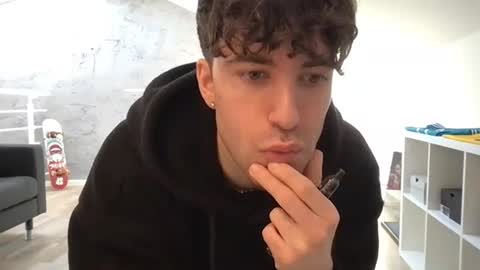 Snapshot of icyninesix chatting on 02-06-25, 02:26 icyninesix online show from 02-06-25, 02:26