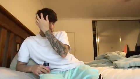 Snapshot of icyninesix chatting on 02-21-25, 04:40 icyninesix online show from 02-21-25, 04:40