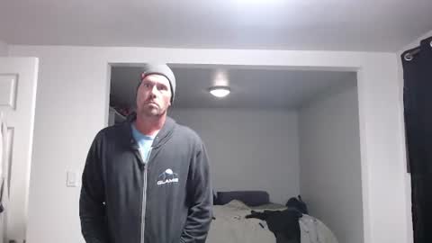 idiocracy517035 online show from 10-28-25, 07:12