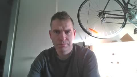 idontknowwhy1 online show from 12-23-24, 08:44