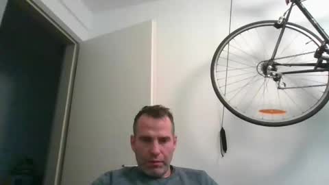 idontknowwhy1 online show from 02-18-25, 04:26