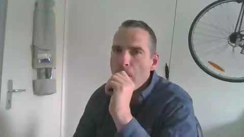 idontknowwhy1 online show from 09-22-25, 09:55