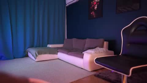 Little Flower online show from 11-15-25, 04:58