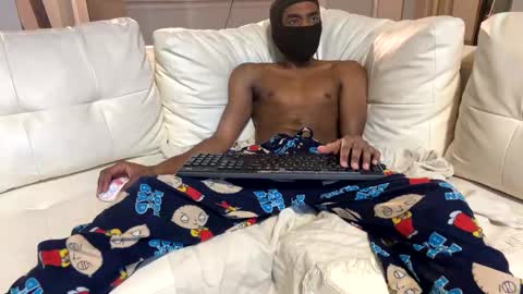 Snapshot of idropbabies chatting on 12-20-24, 06:29 UNO online show from 12-20-24, 06:29