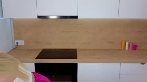 Snapshot of ifiwasyourgf chatting on 12-21-24, 06:30 Lisa online show from 12-21-24, 06:30