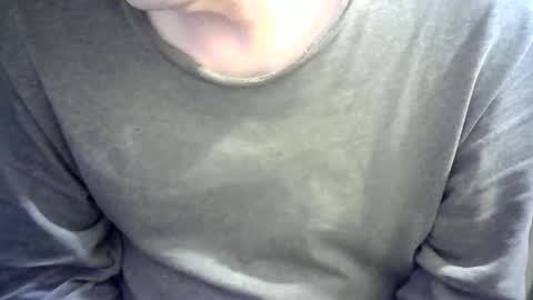 Snapshot of ignoredlittlestloser chatting on 12-22-24, 07:11 ignoredlittlestloser online show from 12-22-24, 07:11