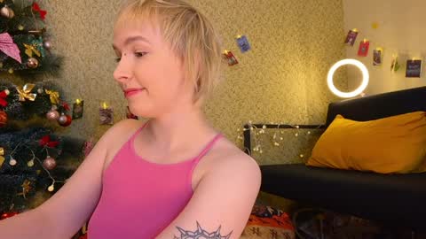 Emmy  help me reach 100 thumbs up online show from 01-27-25, 06:20