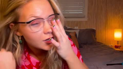 cassie online show from 01-06-25, 10:05