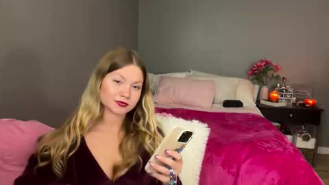 cassie online show from 10-23-25, 05:33