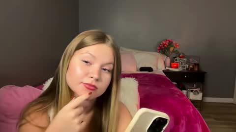 cassie online show from 10-30-25, 08:20