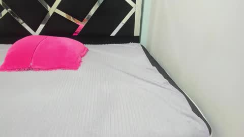 Isabella online show from 09-22-25, 12:29