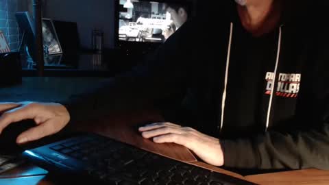 Michael online show from 12-08-24, 01:24