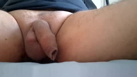 Snapshot of ikbenzo chatting on 10-27-25, 03:16 ikbenzo online show from 10-27-25, 03:16