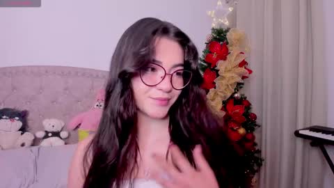 Maria online show from 11-24-25, 01:33