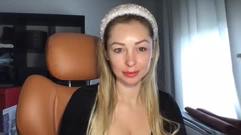 Snapshot of ilada11 chatting on 03-03-25, 11:00 ilada11 online show from 03-03-25, 11:00