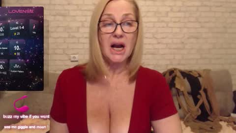 IlariaCetoi online show from 12-04-25, 08:39