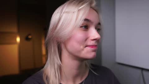 ileanacampbel online show from 12-19-24, 02:13