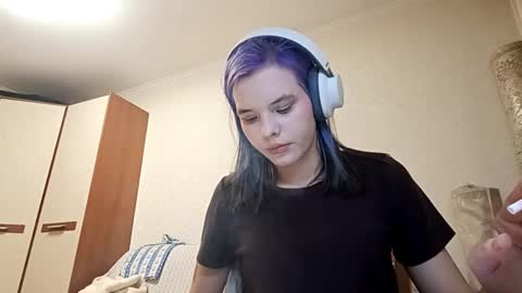 Snapshot of ilianabilly chatting on 02-04-26, 04:13 Aurora online show from 02-04-26, 04:13