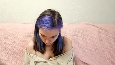 Snapshot of ilianabilly chatting on 03-02-26, 04:47 Aurora online show from 03-02-26, 04:47