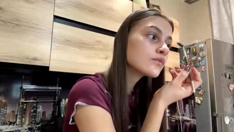 Snapshot of ilianaportwood chatting on 02-27-26, 01:22 Sophie online show from 02-27-26, 01:22