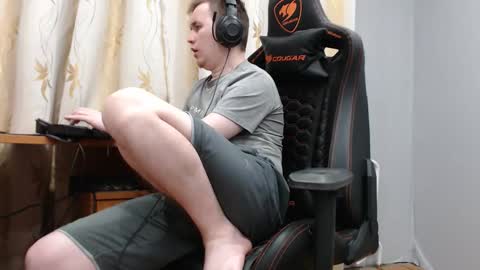 lord online show from 10-30-25, 01:01