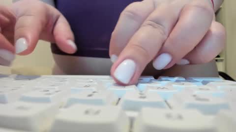 Bamby online show from 03-18-26, 09:29