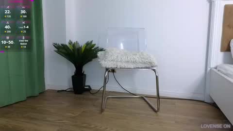 Emma online show from 10-05-25, 04:11