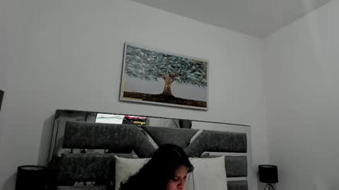 ILY   online show from 11-05-25, 11:27