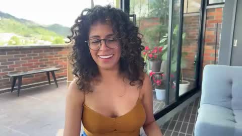 Snapshot of illaroom chatting on 02-26-25, 07:49 Kloe online show from 02-26-25, 07:49