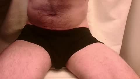 illubricat online show from 12-31-24, 05:00