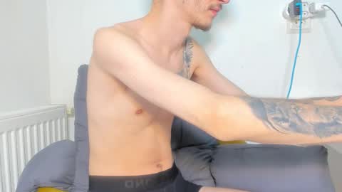 D-Illusion online show from 11-02-25, 05:43