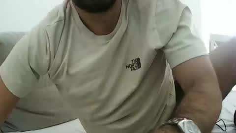 Snapshot of ilmangj90 chatting on 09-29-25, 02:33 ilmangj90 online show from 09-29-25, 02:33