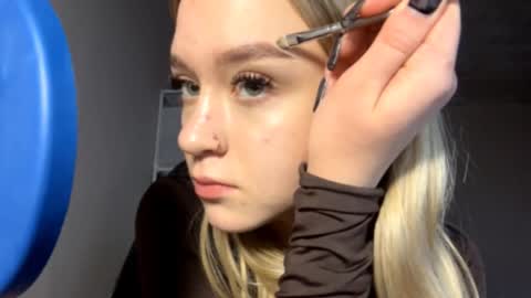 Tereza online show from 12-16-25, 12:21