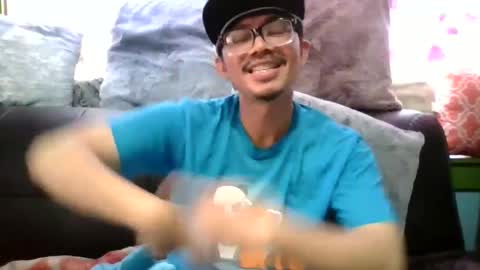 Snapshot of ilovebunny69 chatting on 09-20-25, 10:11 ilovebunny69 online show from 09-20-25, 10:11