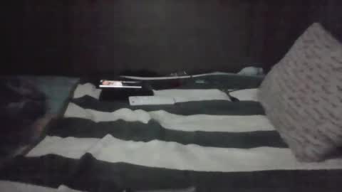 iloveitall86 online show from 10-10-25, 05:39