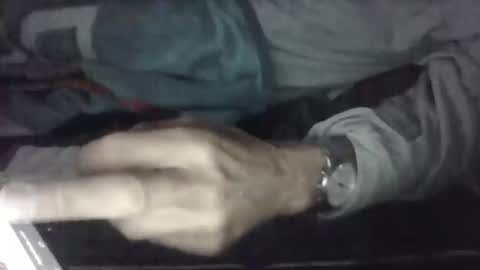 iloveitall86 online show from 10-27-25, 06:50