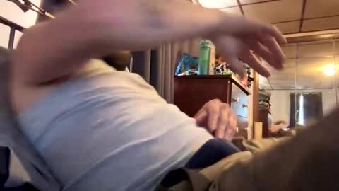 Snapshot of ilovetooeat chatting on 09-15-25, 01:11 ilovetooeat online show from 09-15-25, 01:11